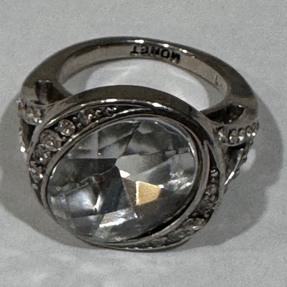 Monet Cocktail Ring Women Size 6 Silver Tone Oval Crystal Pave Statement Ring